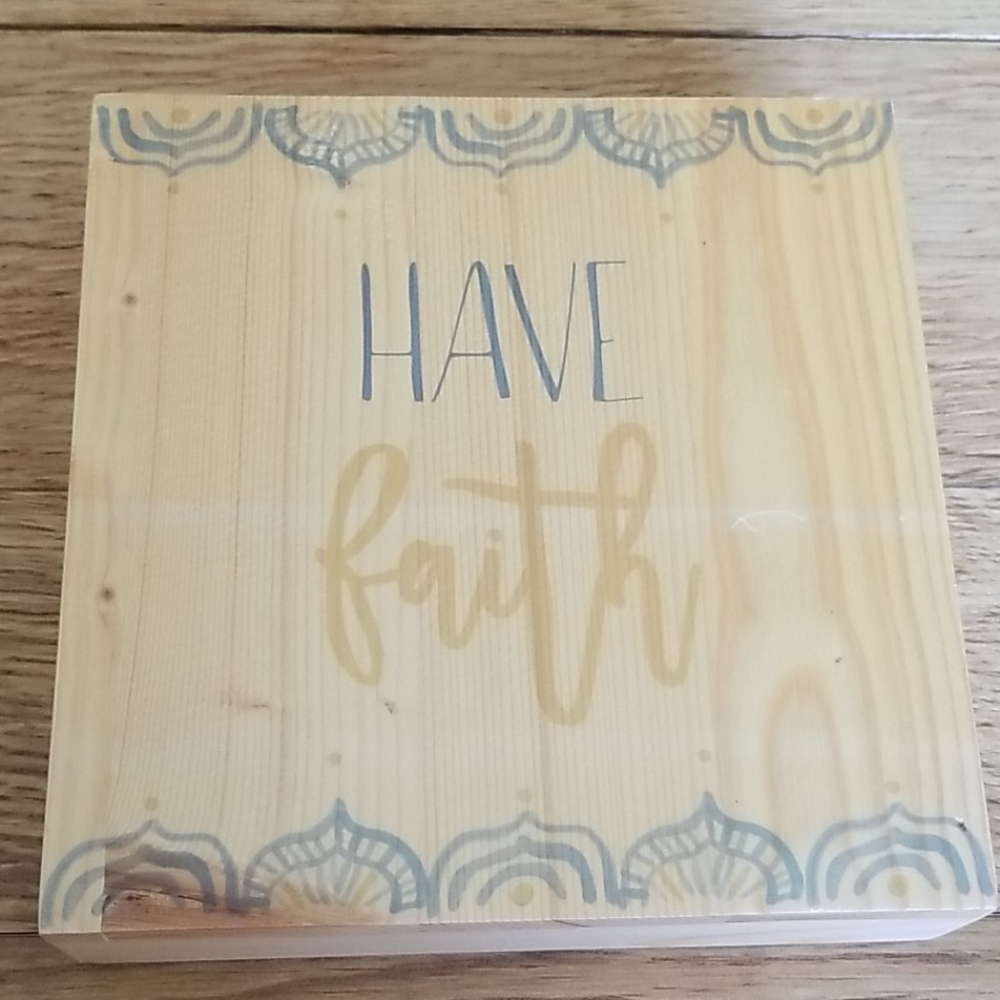 NWT Paper Destiny "Have Faith" Decor